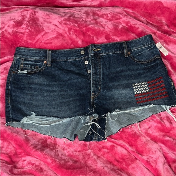 Old Navy Dark Blue Jean Shorts with Flag Detail - Picture 1 of 10